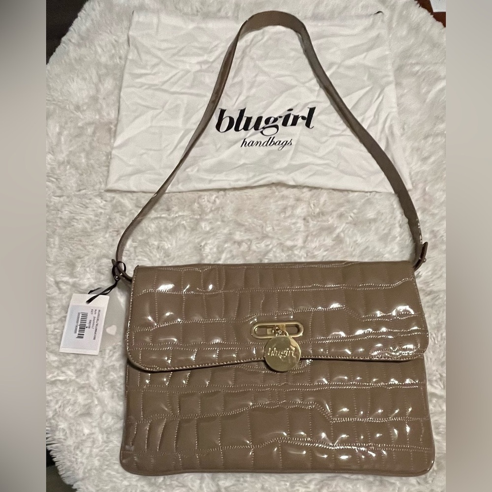 NWT Blugirl/Blumarine Beige Patent Leather Shoulder Bag